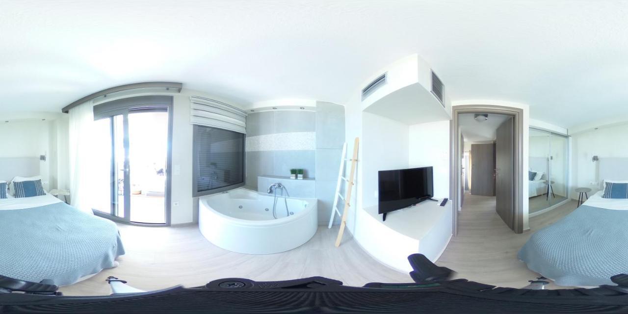 Hanioti Suite Maisonette In Front Of The Sea Exterior photo